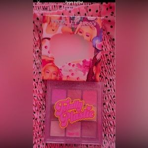 Totally plastic eyeshadow pallet